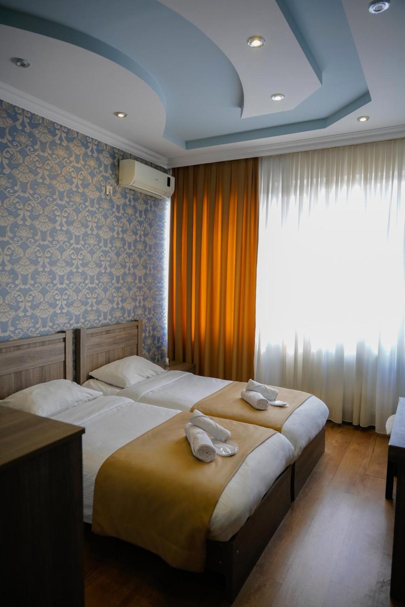 Hotel Monopoli Kutaisi Exterior foto