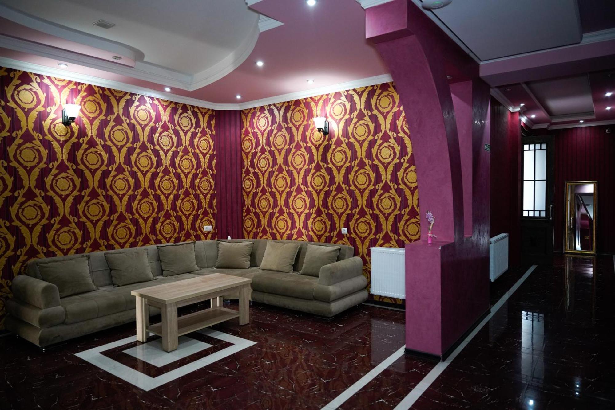Hotel Monopoli Kutaisi Exterior foto